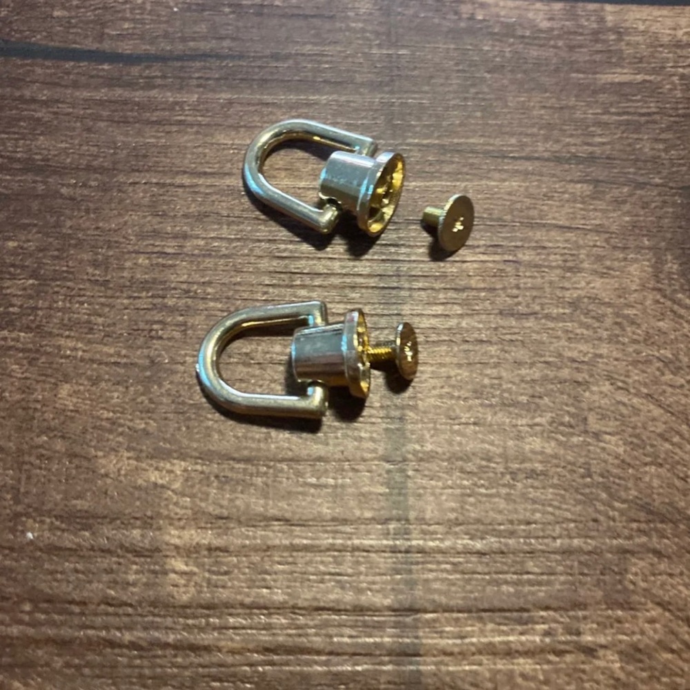 DIY Purse Strap Hardware